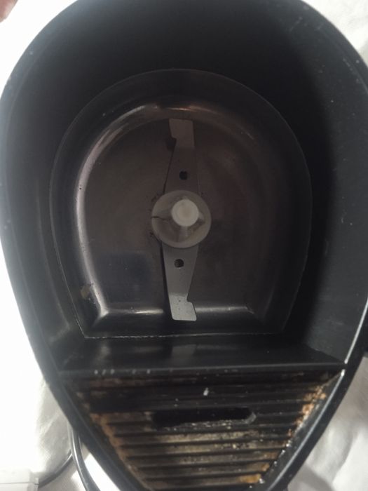 Кофемолка для кофе и специй.