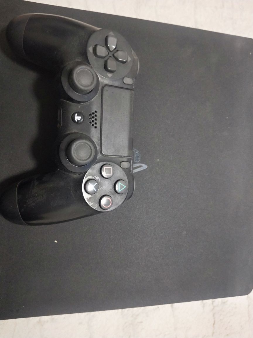 Play station 4 one joystick