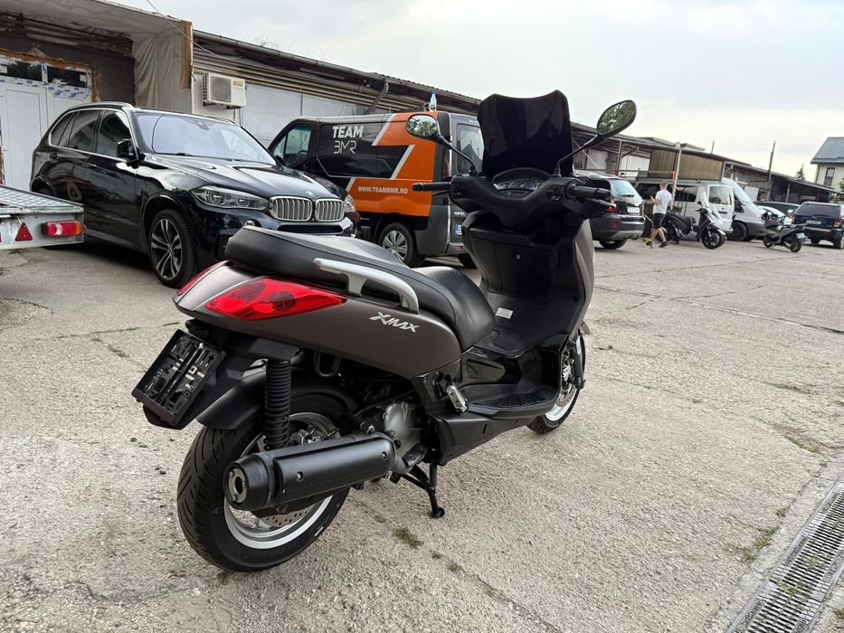 Yamaha Xmax 125  Nu pcx125