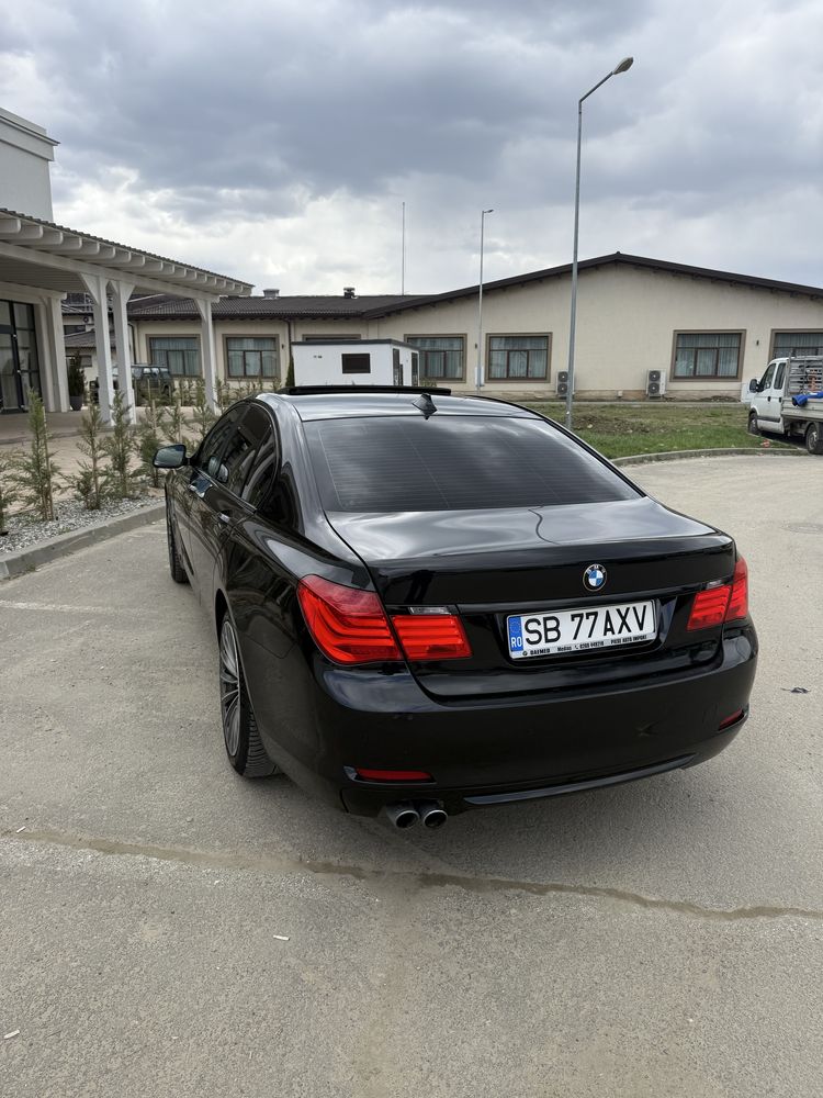 Bmw seria 7 F01