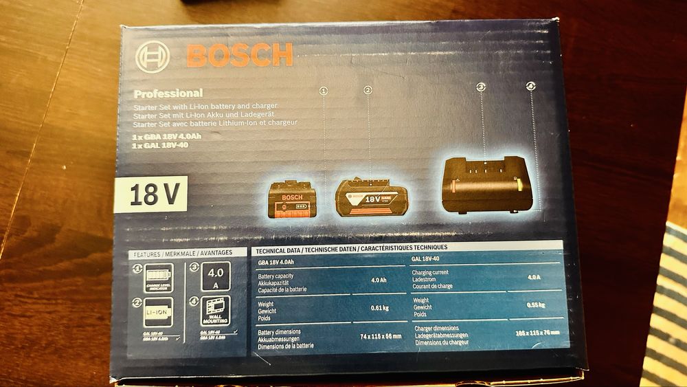 Set Acumulator GBA 18V 4Ah+ Incarcator GAL 18V-40 Bosch Professional