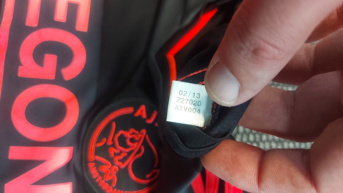 Adidas ajax тениска S размер мъжка