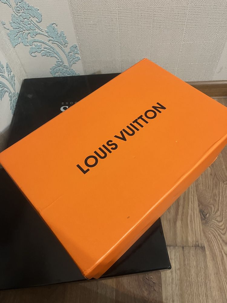 Кроссовки Louis Vuitton