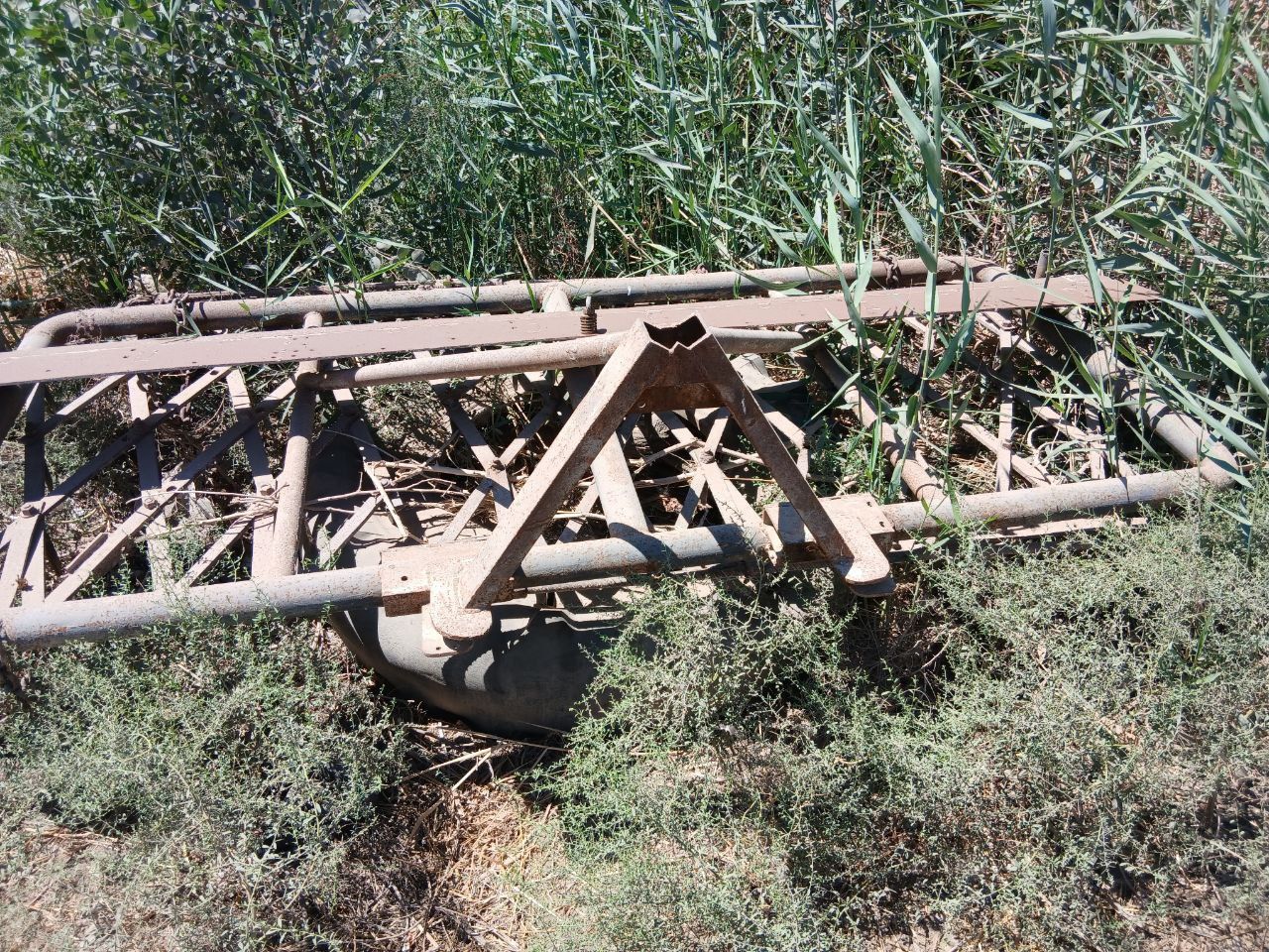 Satsiyanasi zoʻr qarab haydalgan 
Zigzak
Chel mashina