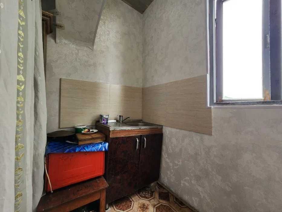 Продаётся квартира 1/2/4 в Мирзо Улугбекском районе Карасу 6