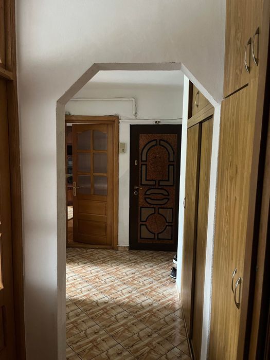 Inchiriez apartament 2 Camere zona Mc Donald's Baia Mare