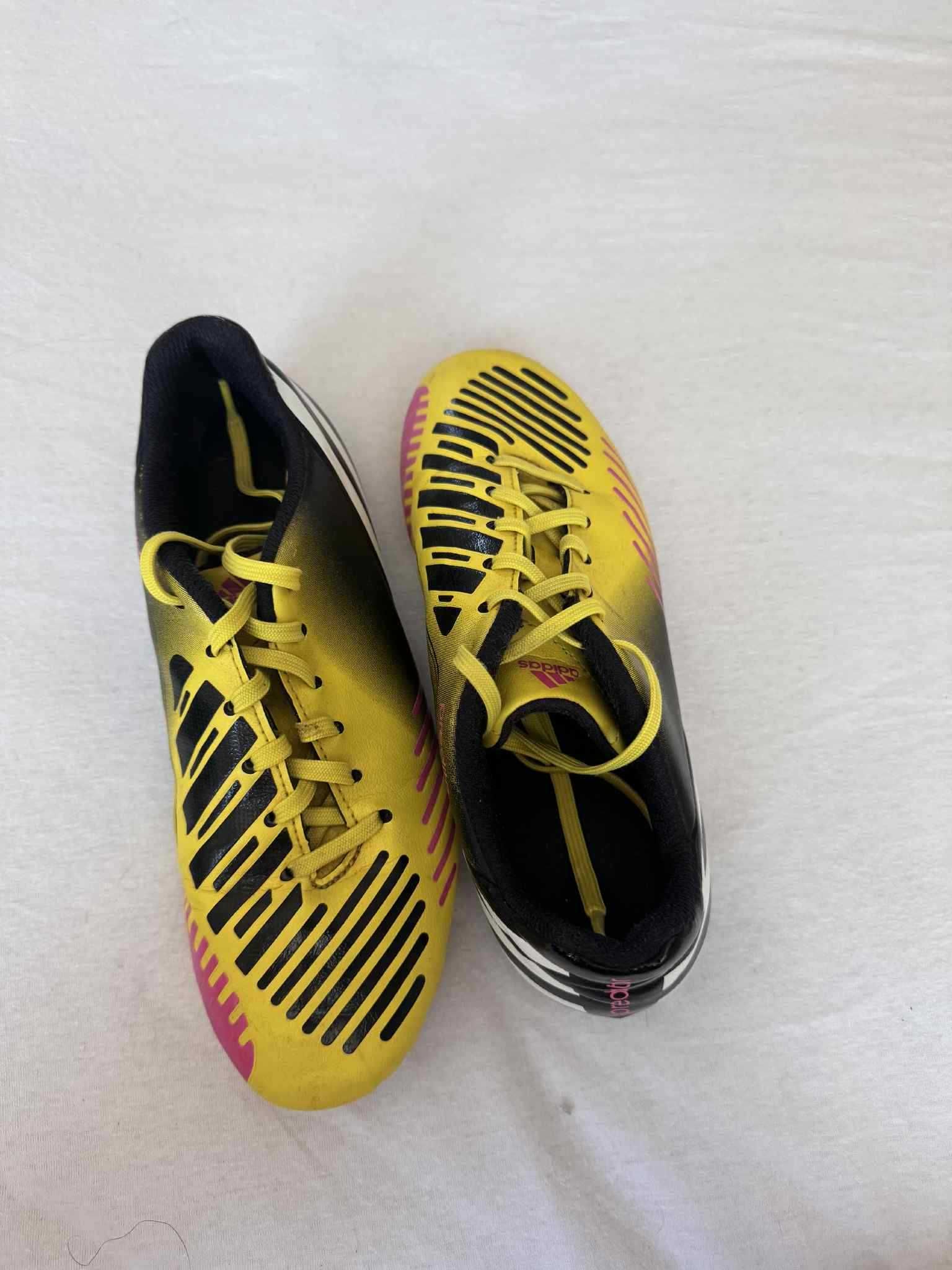 Бутонки Adidas predatov