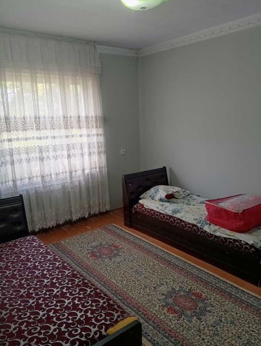 Сдается 2 комнатная квартира на 3 этаже с обстановкой на Персидском