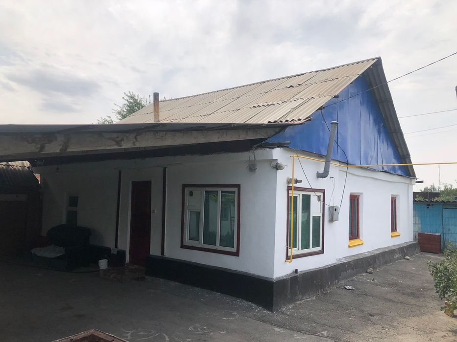 Продам дом в хорошем районе города