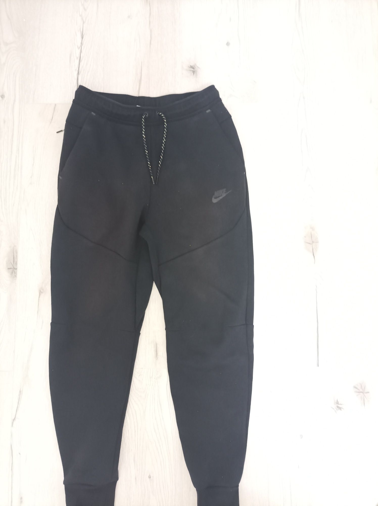 Compleu Nike Tech Fleece Negru