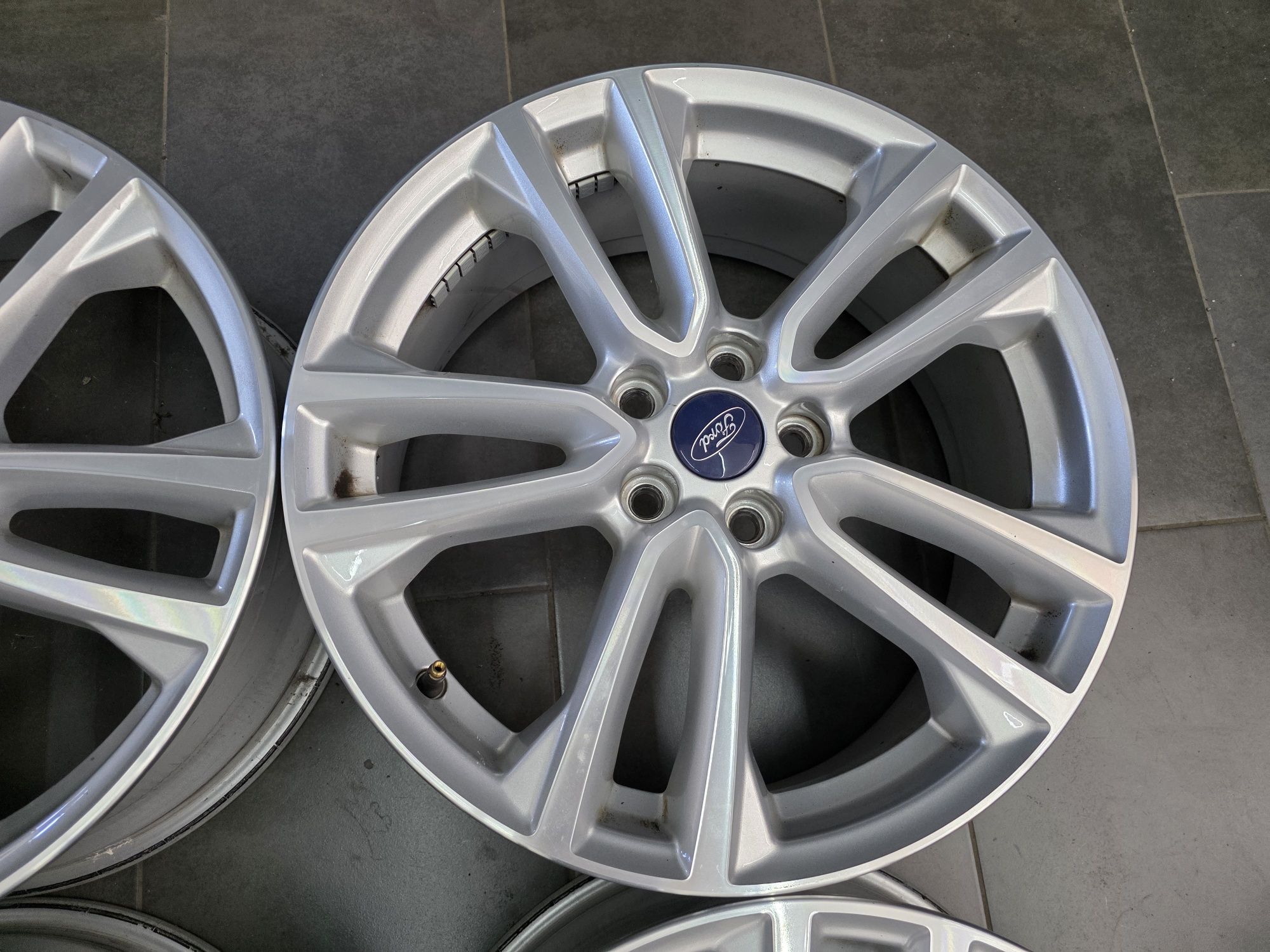 Джанти 18 - Ford S-Max, C-Max, Focus, Kuga, Mondeo, Tourneo