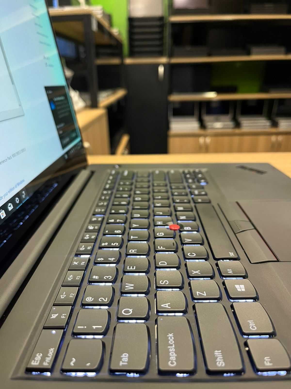 Ноутбук Lenovo ThinkPad P1 GEN3 (Core i7 10875H - 2,3/5,1 Ghz 8/16).