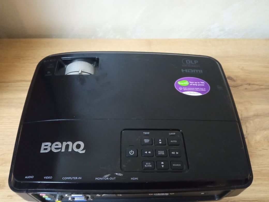 Benq проектор TW519