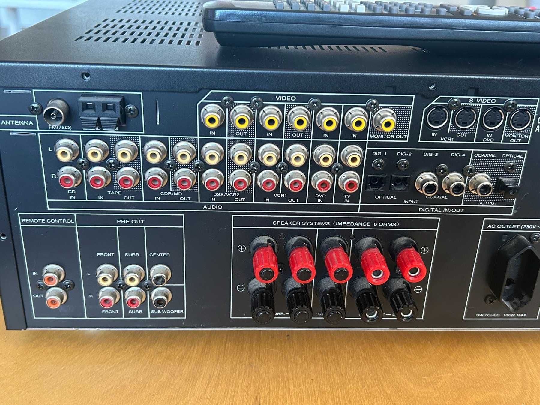 Ресивър Marantz SR4200