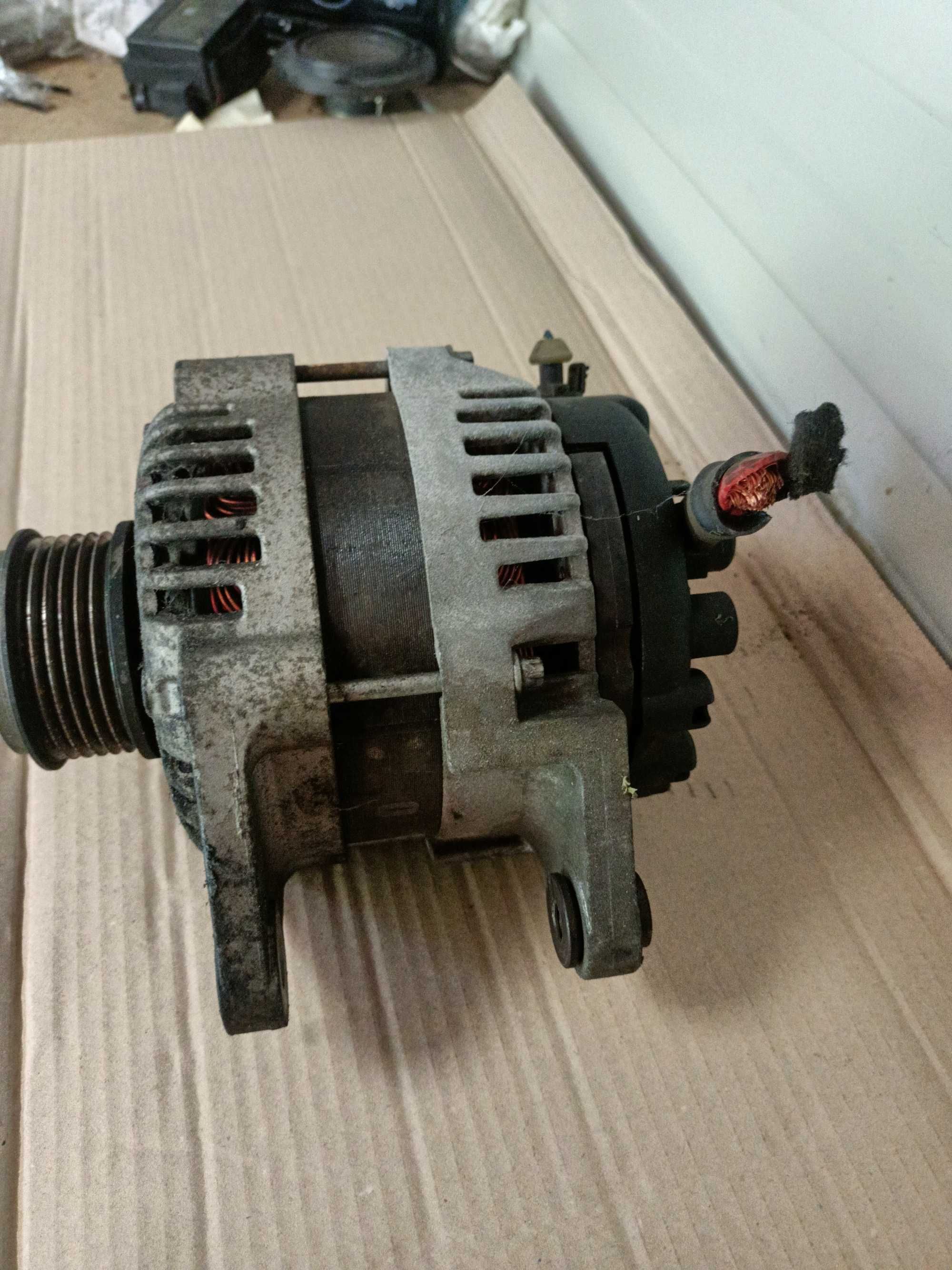 Alternator Opel Astra J 1.7 CDTI Cod 13500186