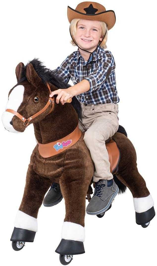 Немецкая лошадка-качалка: мягная игрушка для детей на колесах