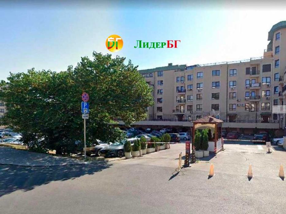 Двустаен апартамент с фронтална гледка морето на първа линия