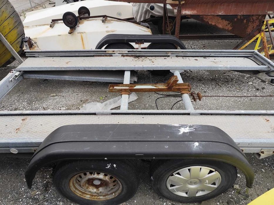 Ремарке платформа