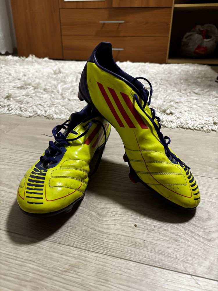 Ghete de fotbal Adidas marime 44