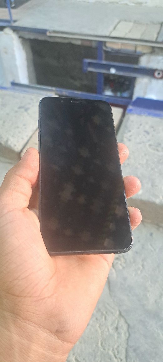 Samsung A 6 ideal Iphone 11 pro 13 pro 15 pro max 12 mini 11 pro x max