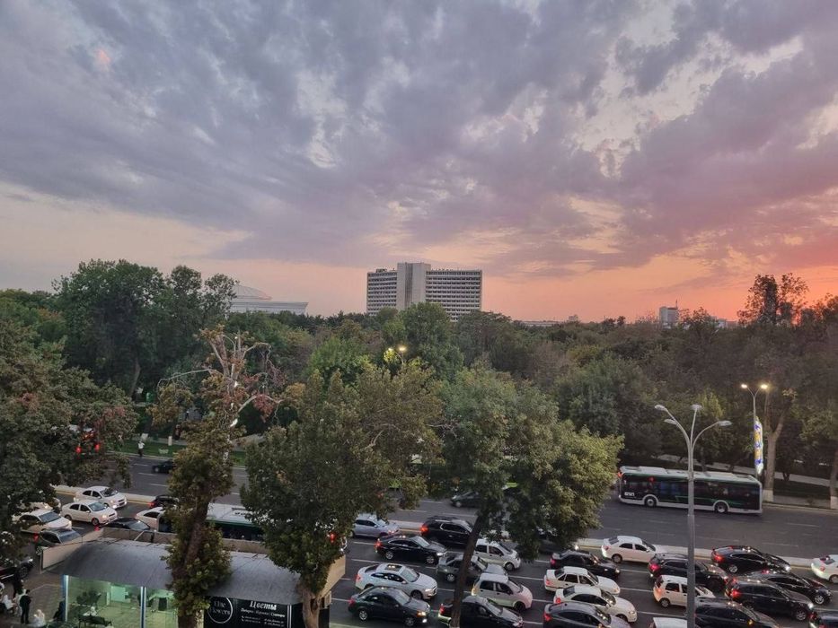 Продаётся 5/5/9 в центре города на Ц1 детский мир