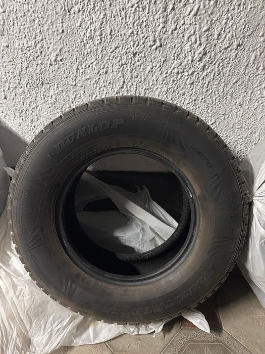 Зимний шины комплект 285/65/R17