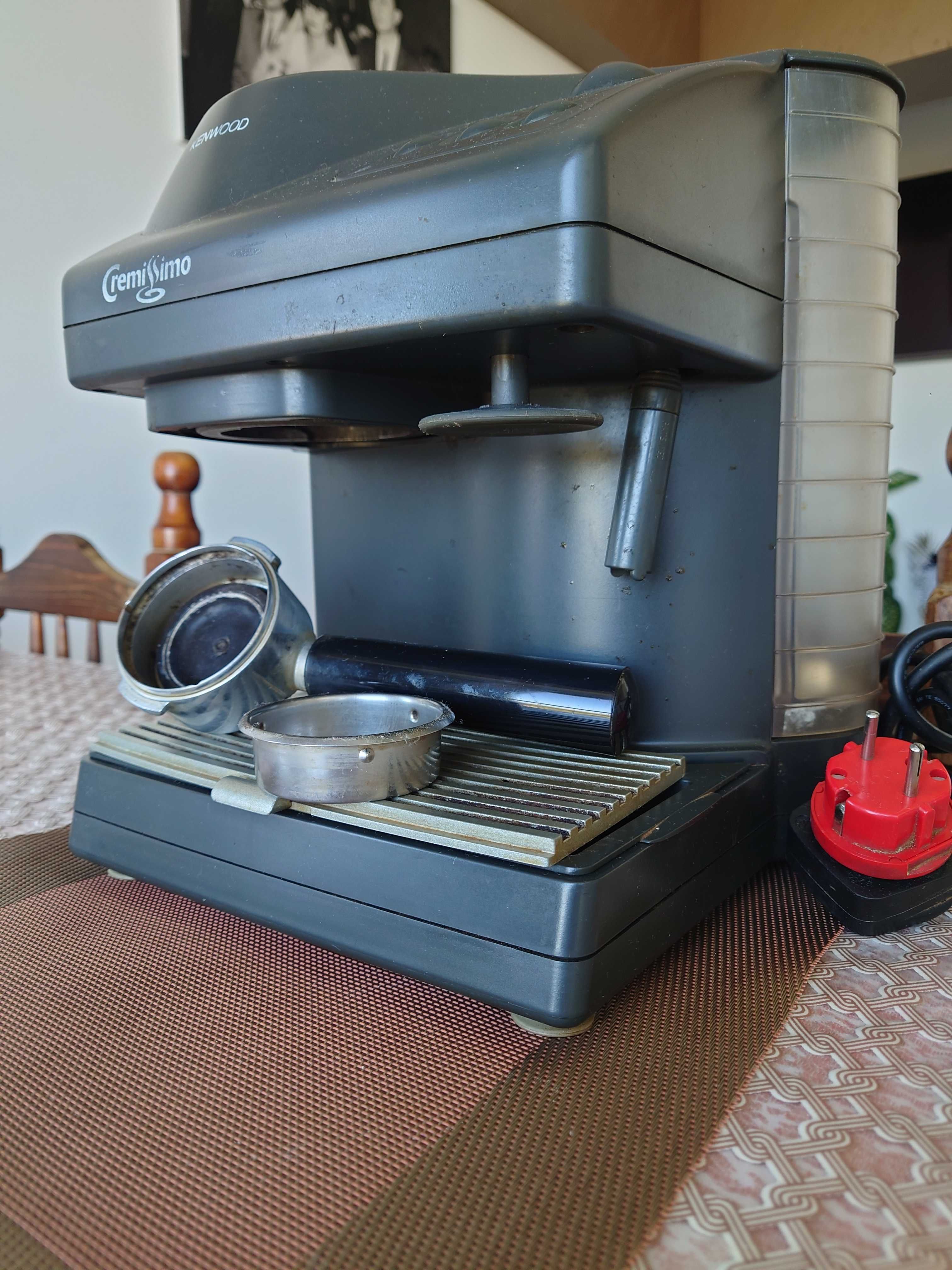 KENWOOD-Еспресо кафе машина.Работеща.