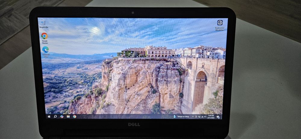 Vand schimb Laptop Dell inspiron procesor  i7