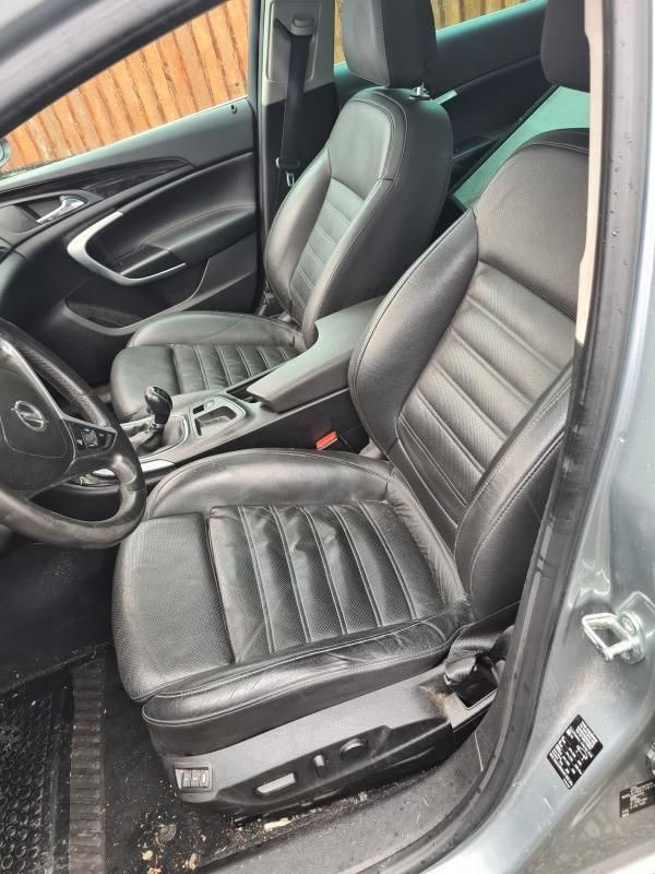 Broasca capota motor Opel Insignia A