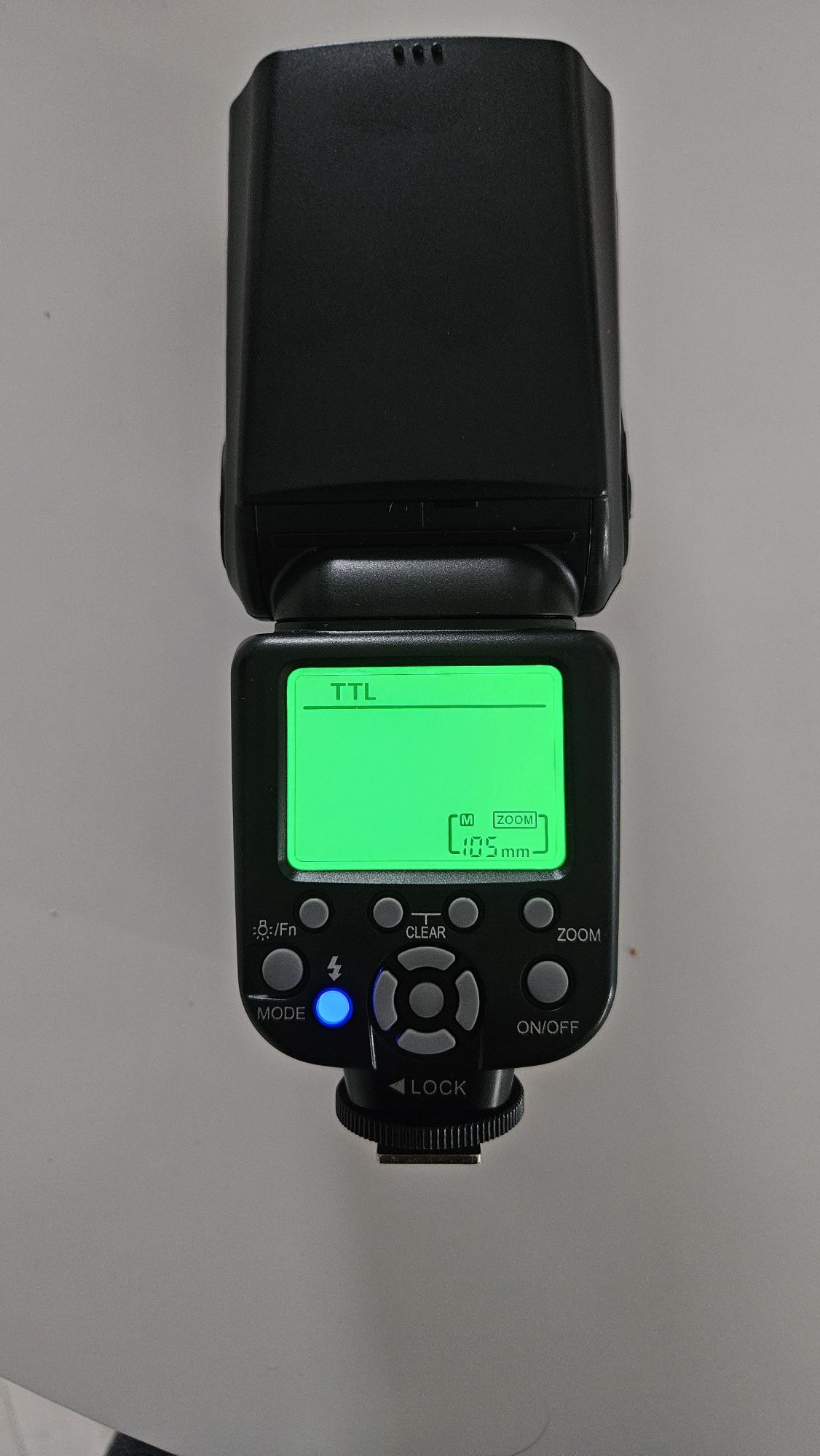 Vând 2 blitzuri Neewer Speedlight 565EX