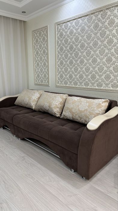 Продам уголовой диван б/у