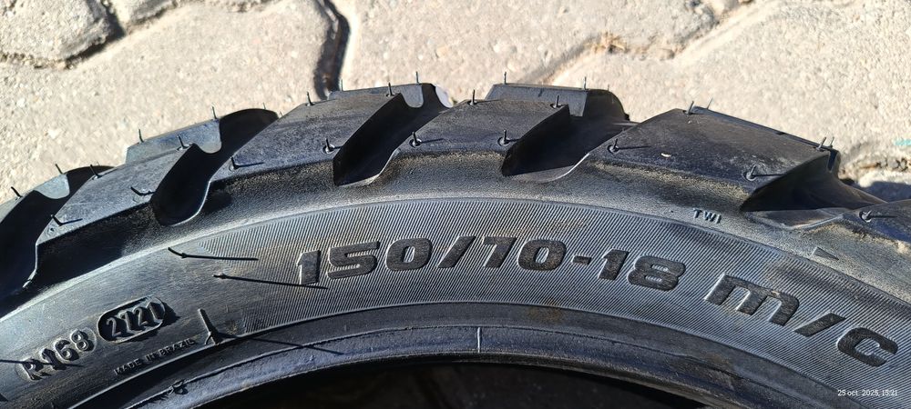 Metzeller karoo 3 nou 18 inch