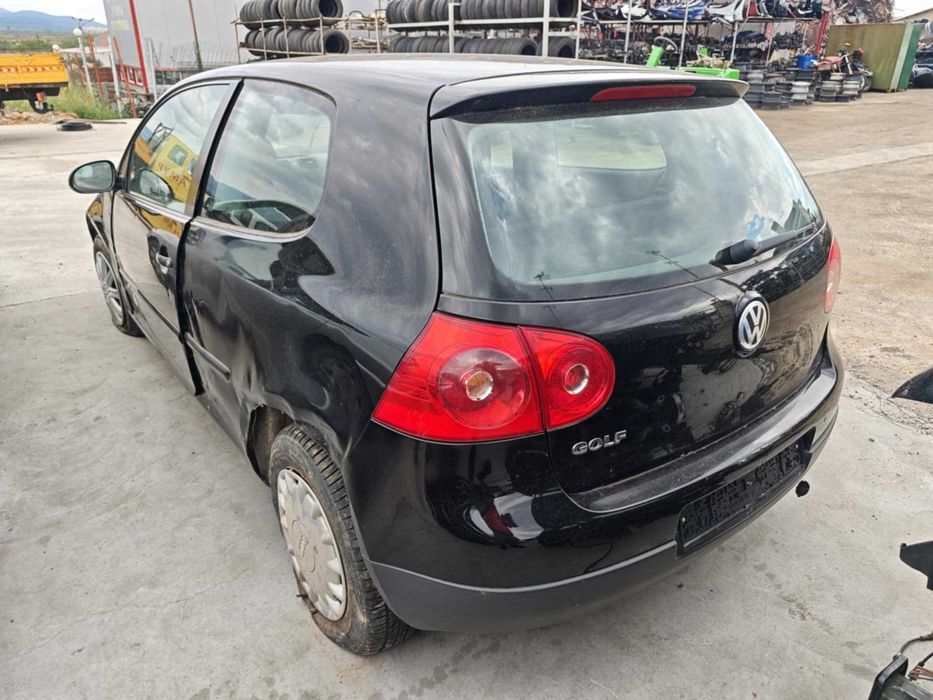 Фолксваген Голф 5 / VW Golf V 1.4 бензин