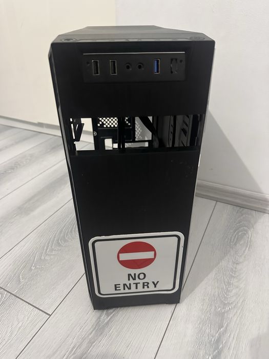 carcasa seriux in stare buna