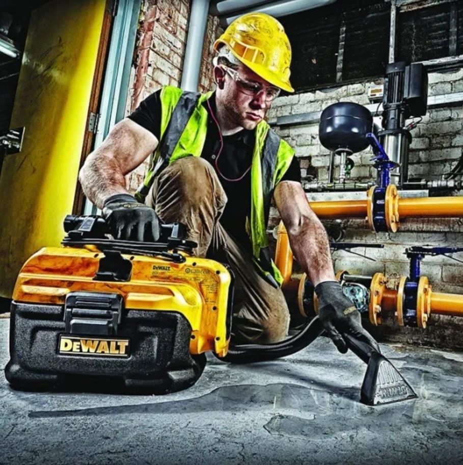 Акумулаторна прахосмукачка за сухо и мокро почистване Dewalt DCV584L