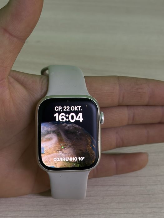 Смарт-часы Apple Watch Series 9 GPS M/L 45 мм starlight-бежевый