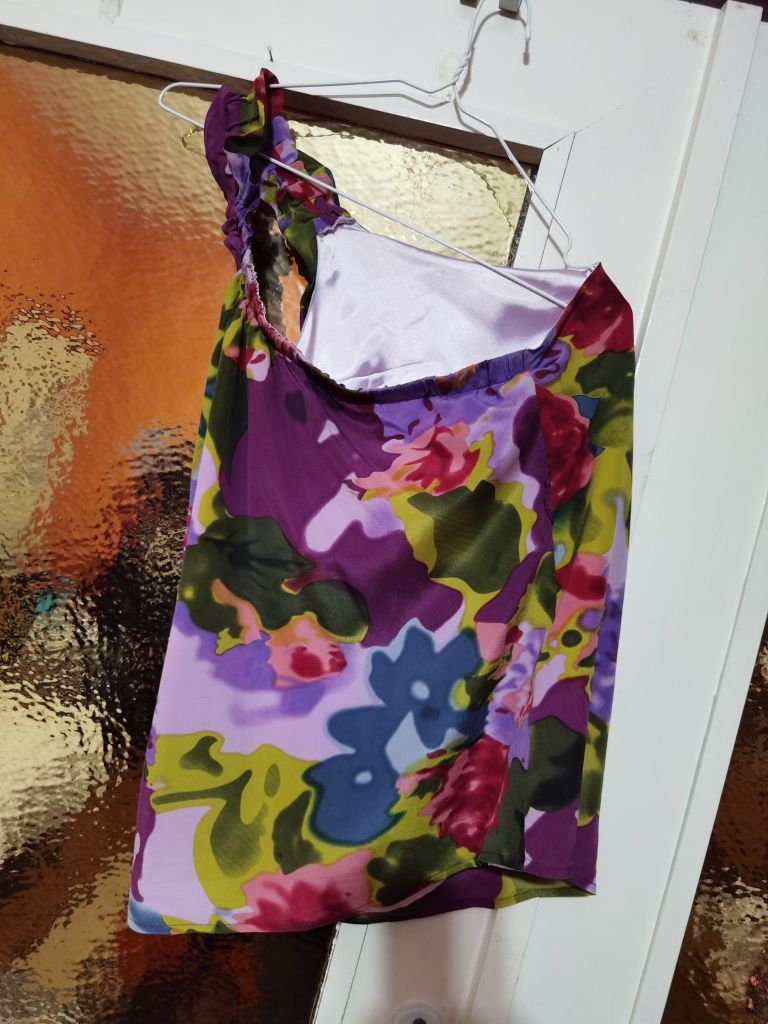Блузка изкуствена коприна- флорални цветове