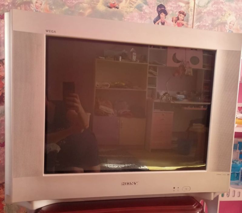 Продам телевизор.