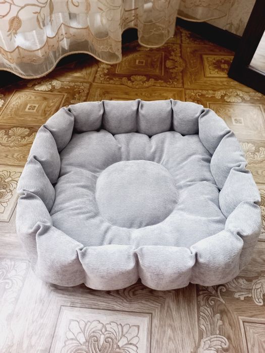 Лежанка для кошечки