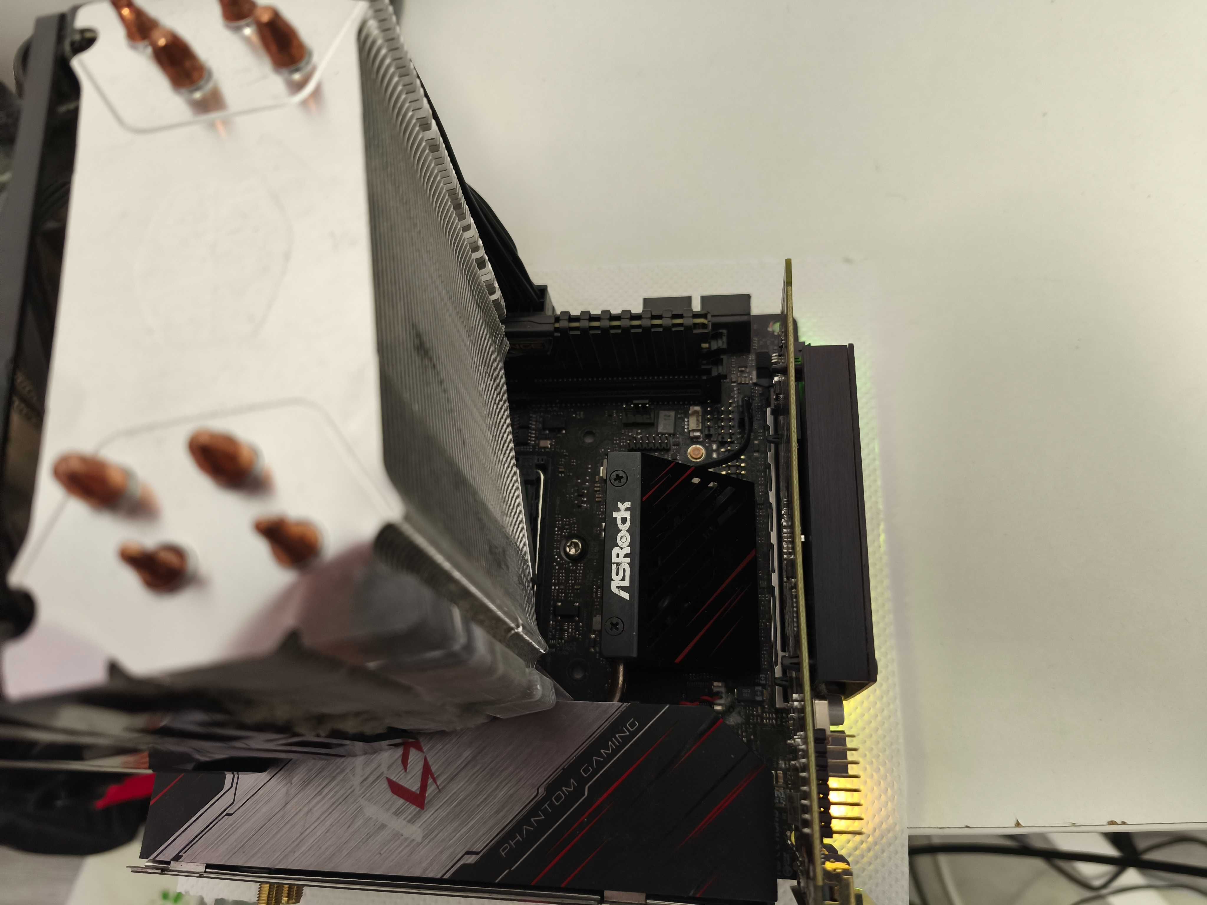 Placa de baza Asrock X570 Phantom Gaming-ITX/TB3 AMD AM4 mITX