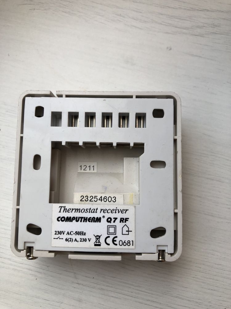 Livrare GRATIS 20-22 APR! Termostat centrala Computherm Q3 RF