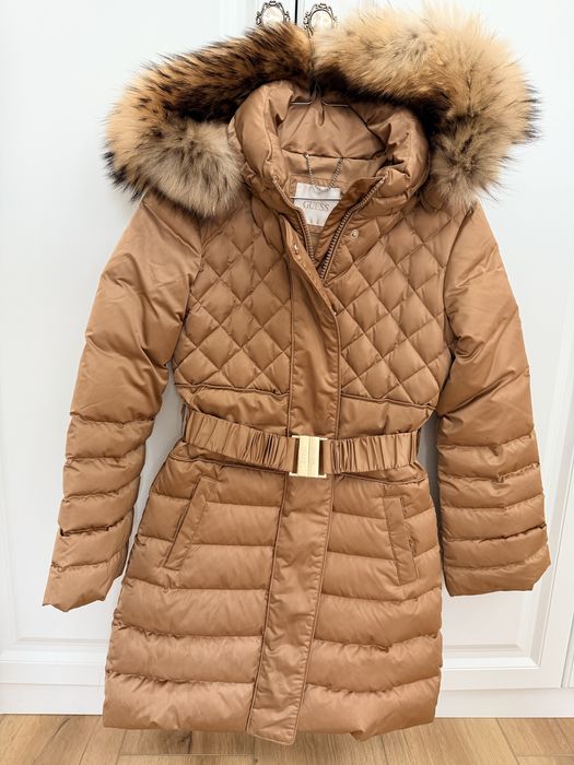 Guess Geacă din puf Lolie, guler blana naturala, Maro, Regular Fit XS