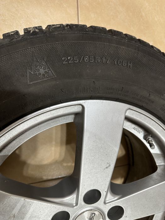 Vand 4 jante Dezent + 4 anvelope iarna Kumho 225 65 R17
