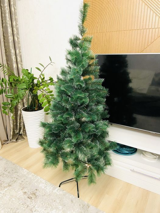 Продается новогодняя елка