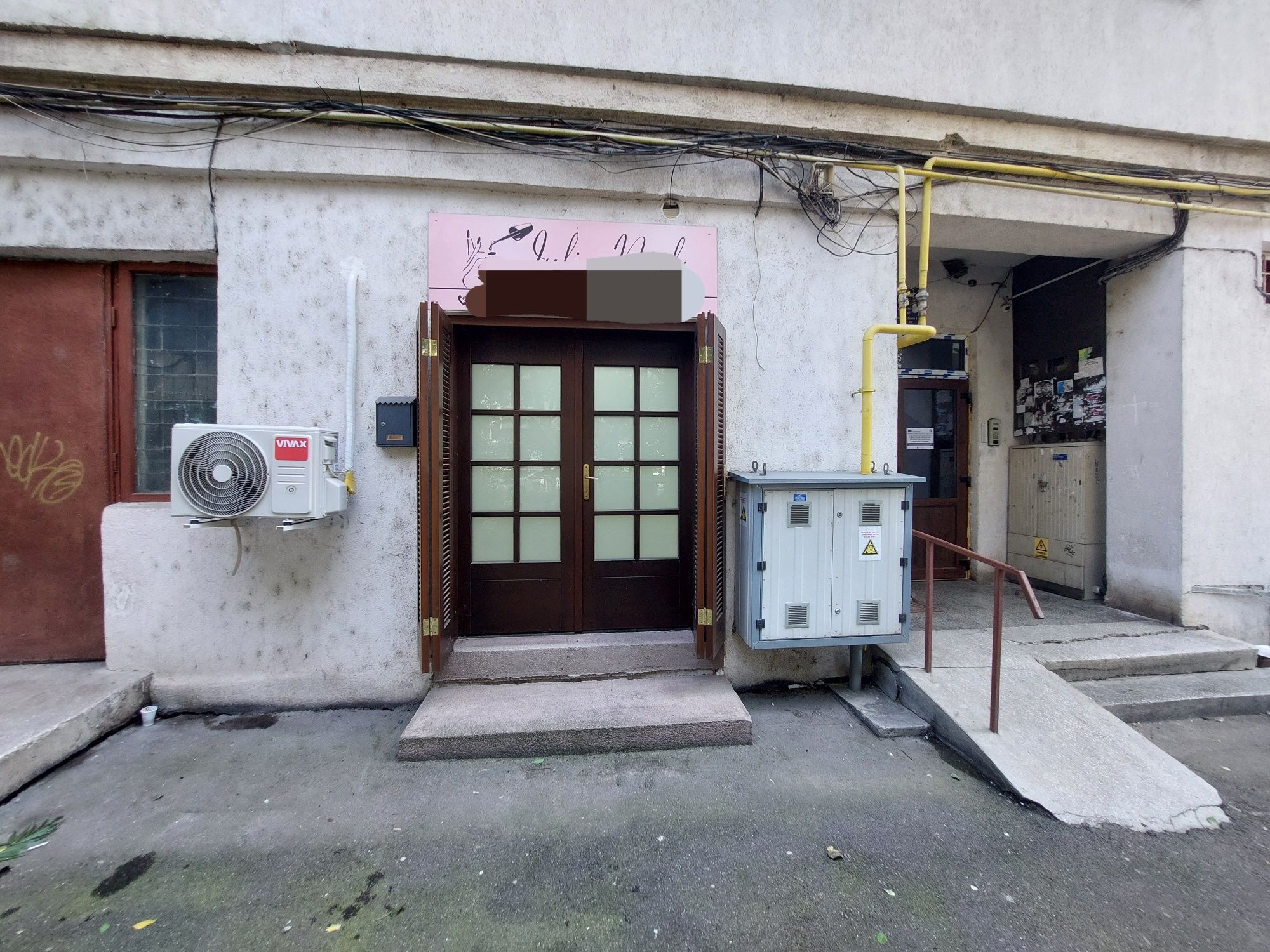 Închiriez spaţiu comercial ultracentral- bd. Unirii Focșani