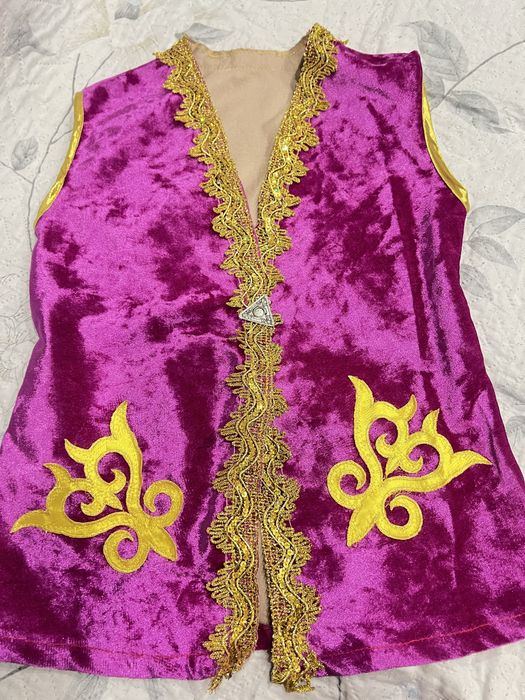 Национальные жилетки