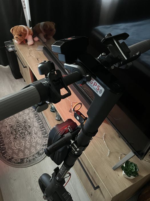 Trotineta electrica XIAOMI 4Pro Gen2, 10 inch. Nou!