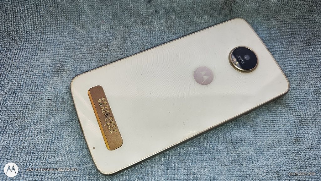 Motorola Moto Z Play XT1635-02
