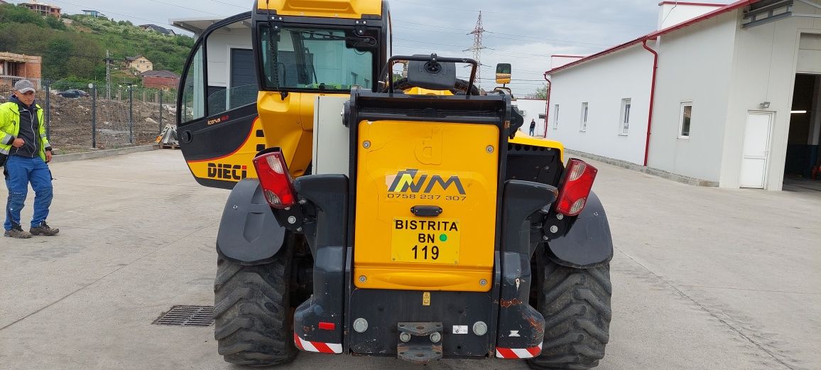 De vânzare DIECI 4017 / MANITOU/ MERLO an 2019 4200 ore, perfect funct