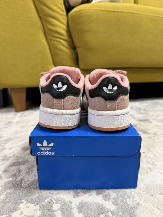 Детски велурени маратонки adidas Originals CAMPUS 00s
